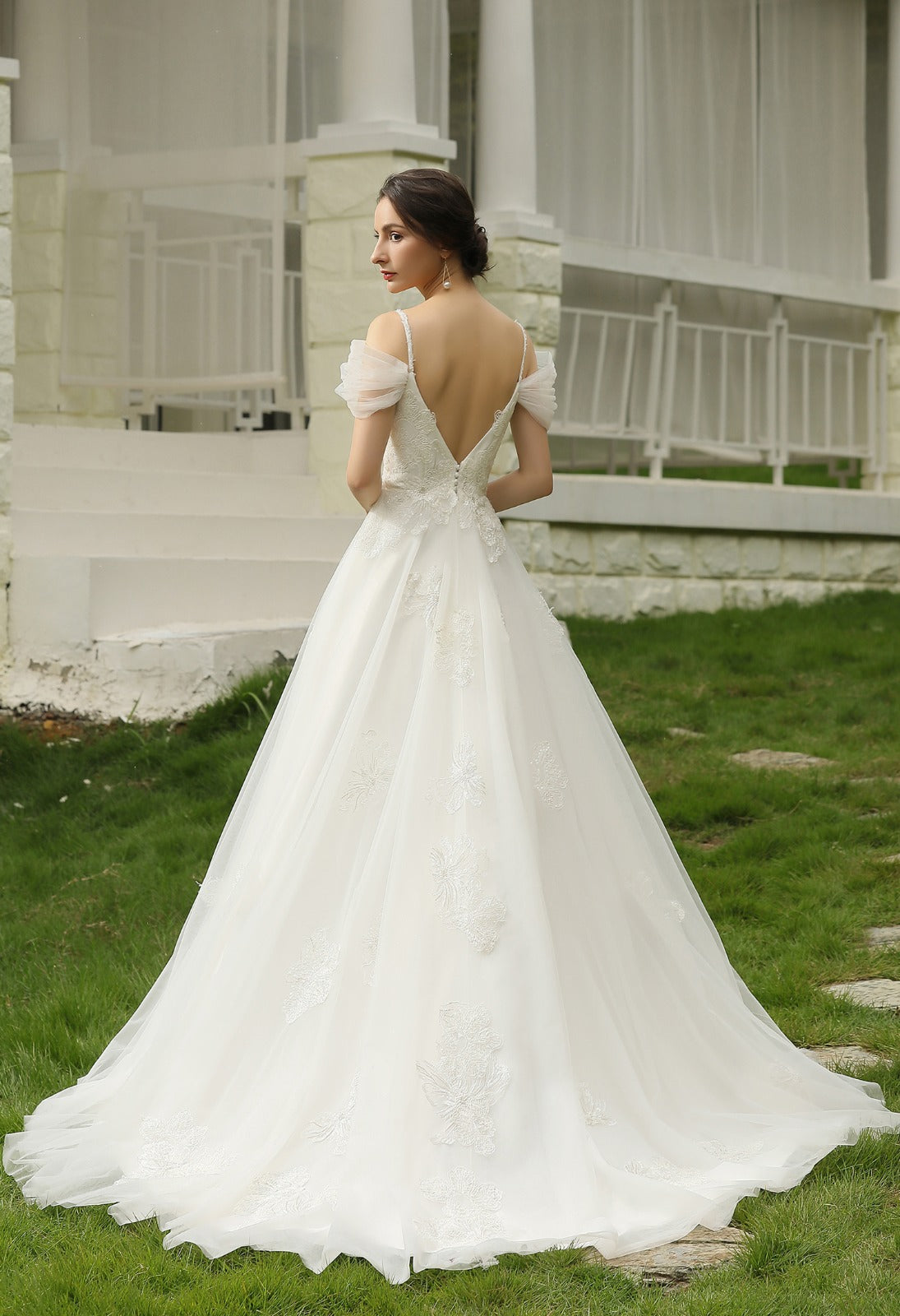 Timeless Plus Size Spaghetti Strap A-Line Wedding Dress in Floral Lace and  Tulle